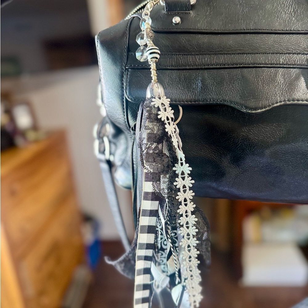 Elegant Black Leather Handbag